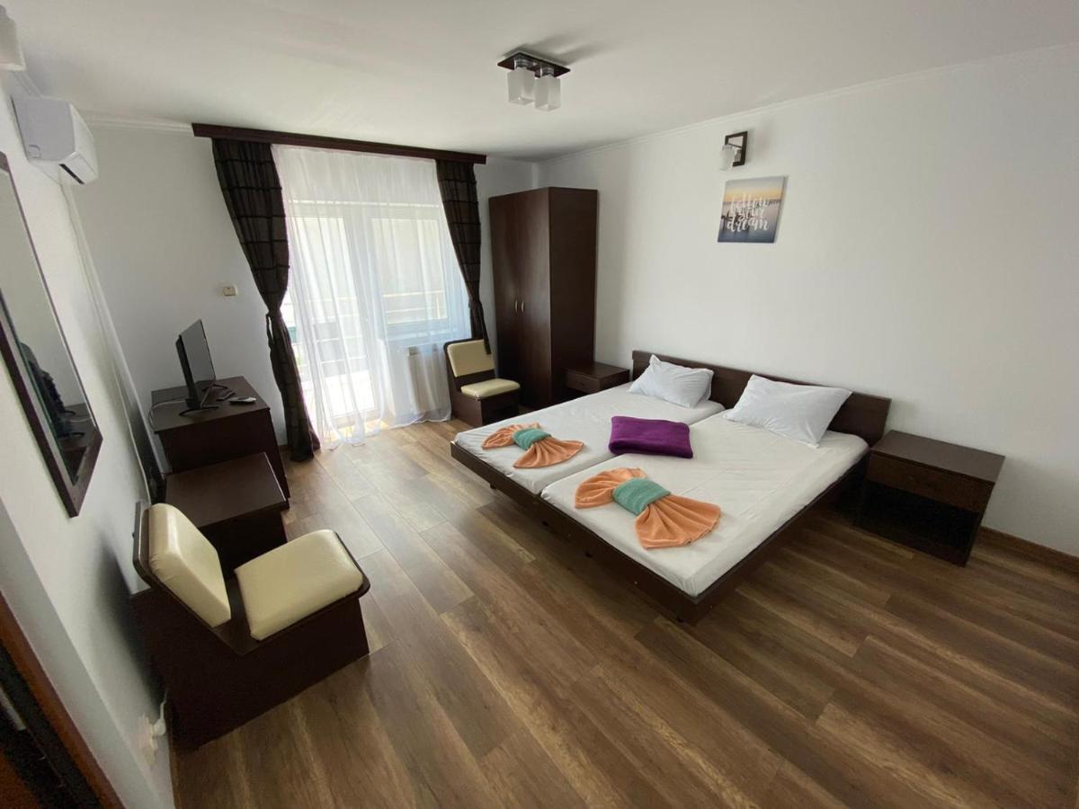 Hotel Cool Breeze - Mamaia Nord Năvodari Esterno foto