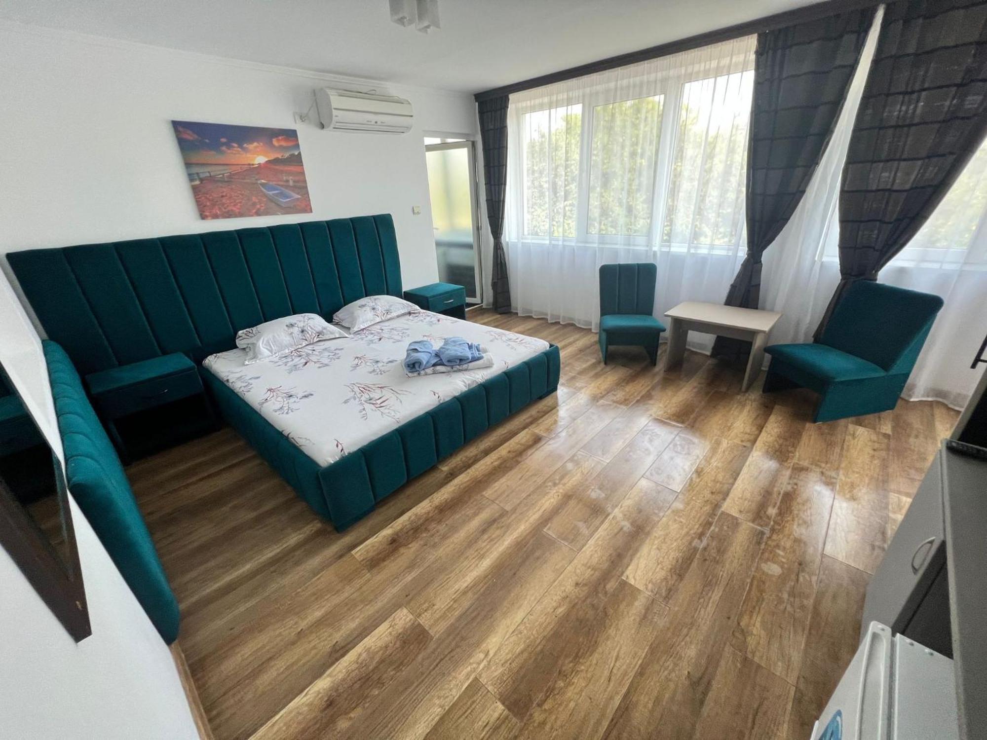 Hotel Cool Breeze - Mamaia Nord Năvodari Esterno foto