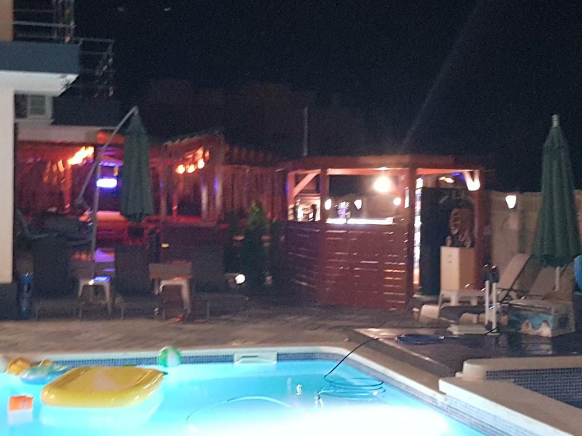 Hotel Cool Breeze - Mamaia Nord Năvodari Esterno foto
