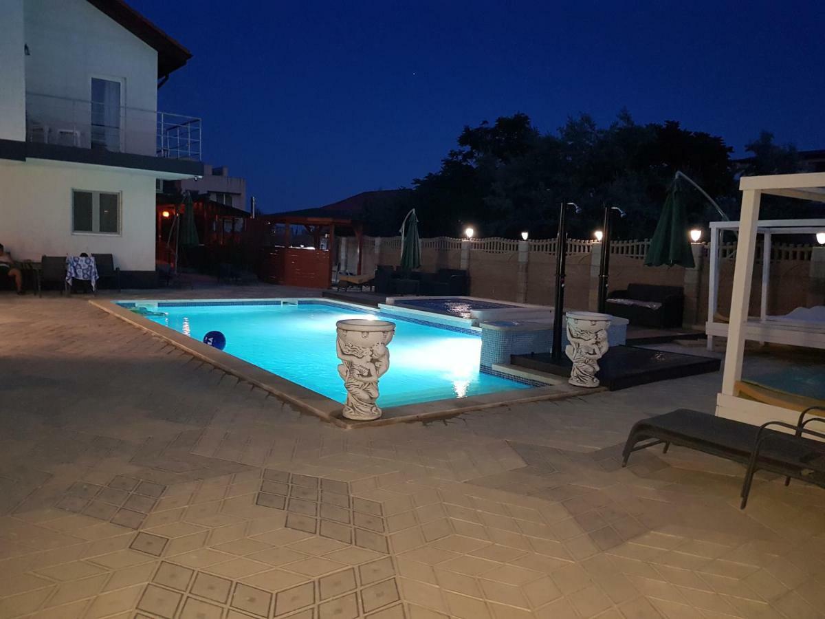 Hotel Cool Breeze - Mamaia Nord Năvodari Esterno foto